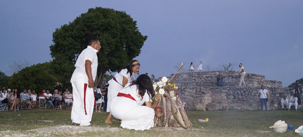 Fiestas y tradiciones en Cancún Playas de Mexico